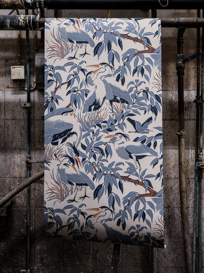  A rhythmic play with formations encouraging the eye to look for the hidden birds in the pattern of this wallpaper. 