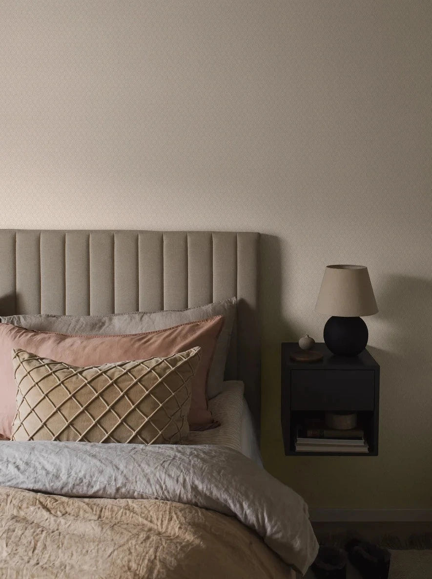 Colored in soft pink hues, our Moa wallpaper exudes warm and cozy expression.