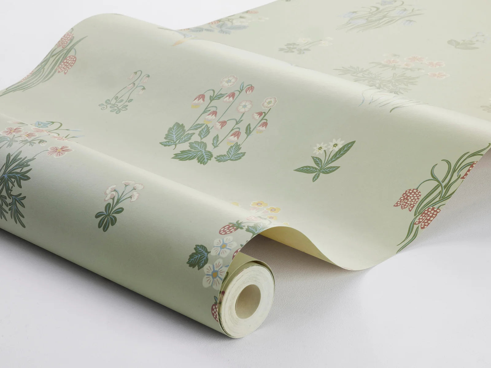 This elegant wallpaper, designed by Noomi Spange, serves as a beautiful backdrop for bedrooms, dining rooms, kitchens.