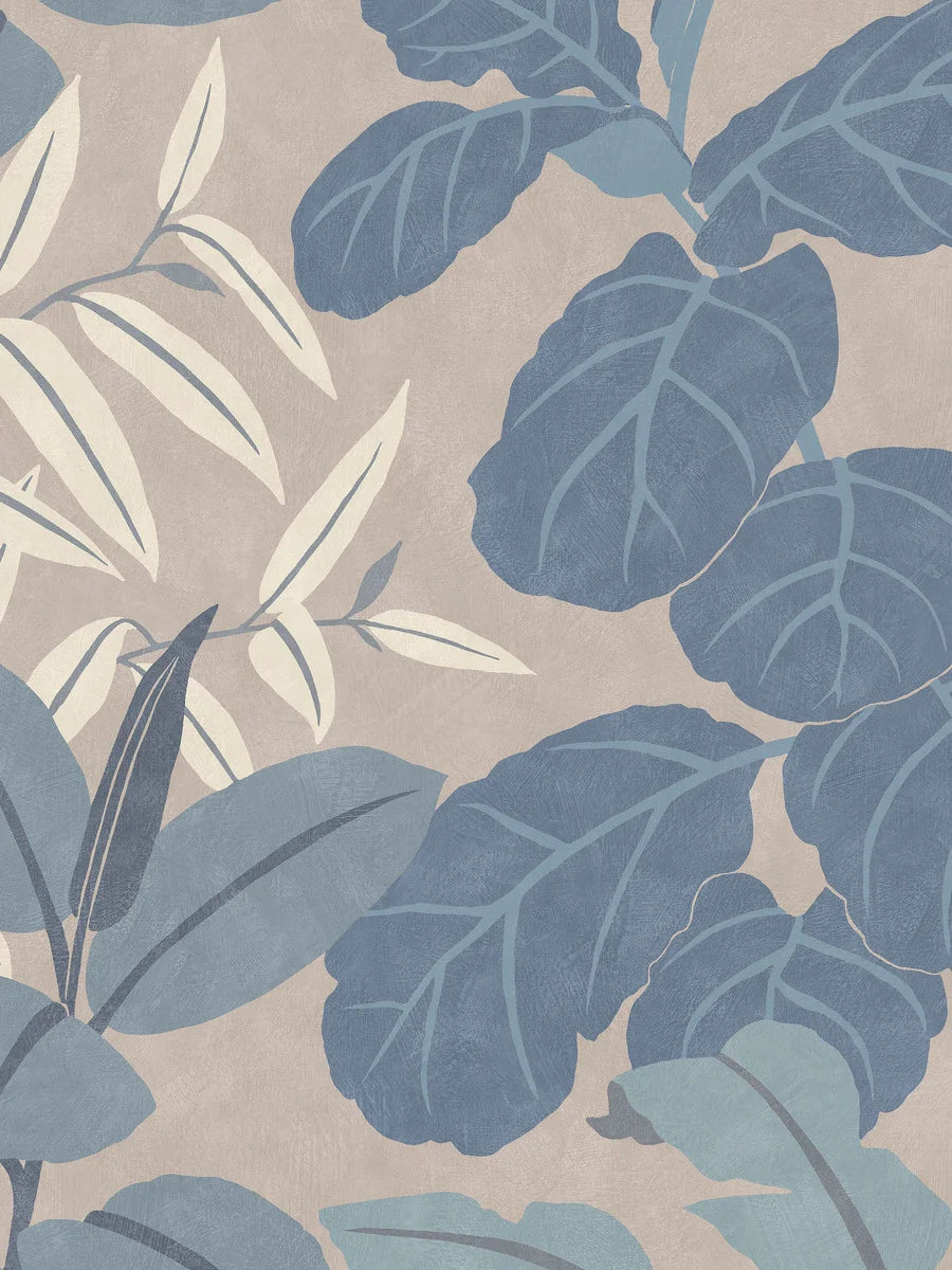 Grand Leaves is a large-patterned, graphic wallpaper that transforms your room into a jungle.