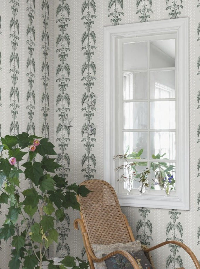 Sophie Spring Green - 831-28 – Scandinavian Wallpaper